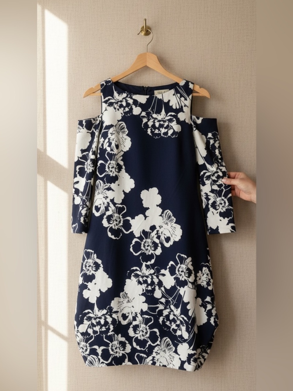 Eliza J Navy & White Floral Cold Shoulder Shift Dress - Size 10